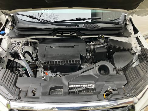 Used 2024 Honda Pilot Touring image 9