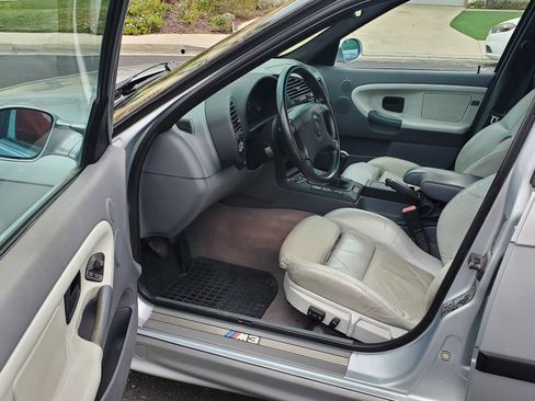 Used 1998 BMW M3 Sedan image 17