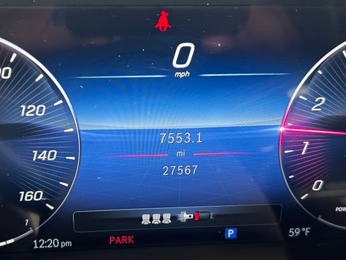 Used 2023 Mercedes-Benz GLC 300 4MATIC image 18