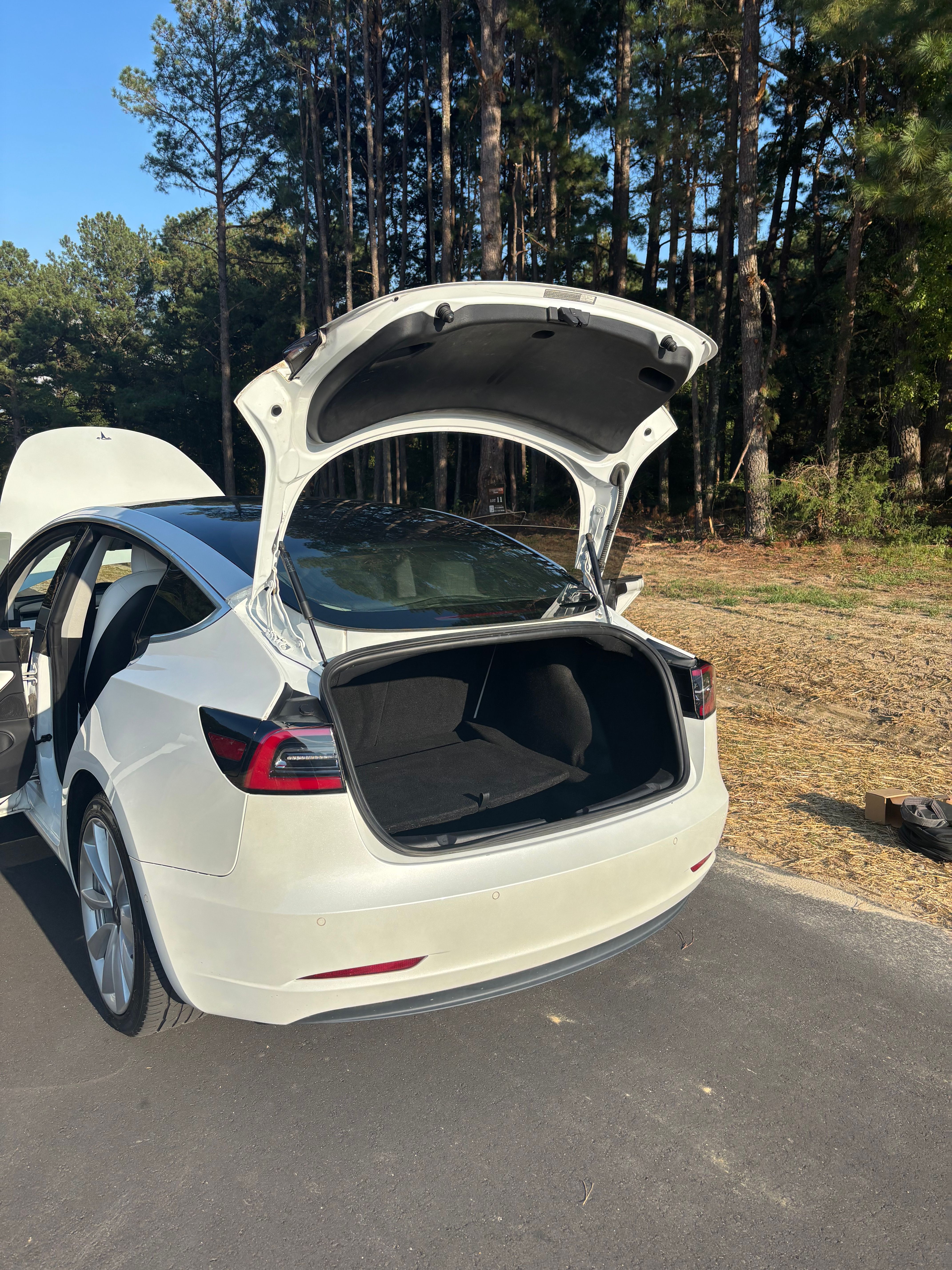 Used 2020 Tesla Model 3 Long Range AWD/4WD image 18