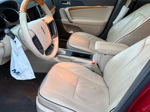 Used 2011 Lincoln MKZ w/ 101A Rapid Spec Order Code FWD image 4