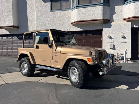 Used 1999 Jeep Wrangler Sport image 1