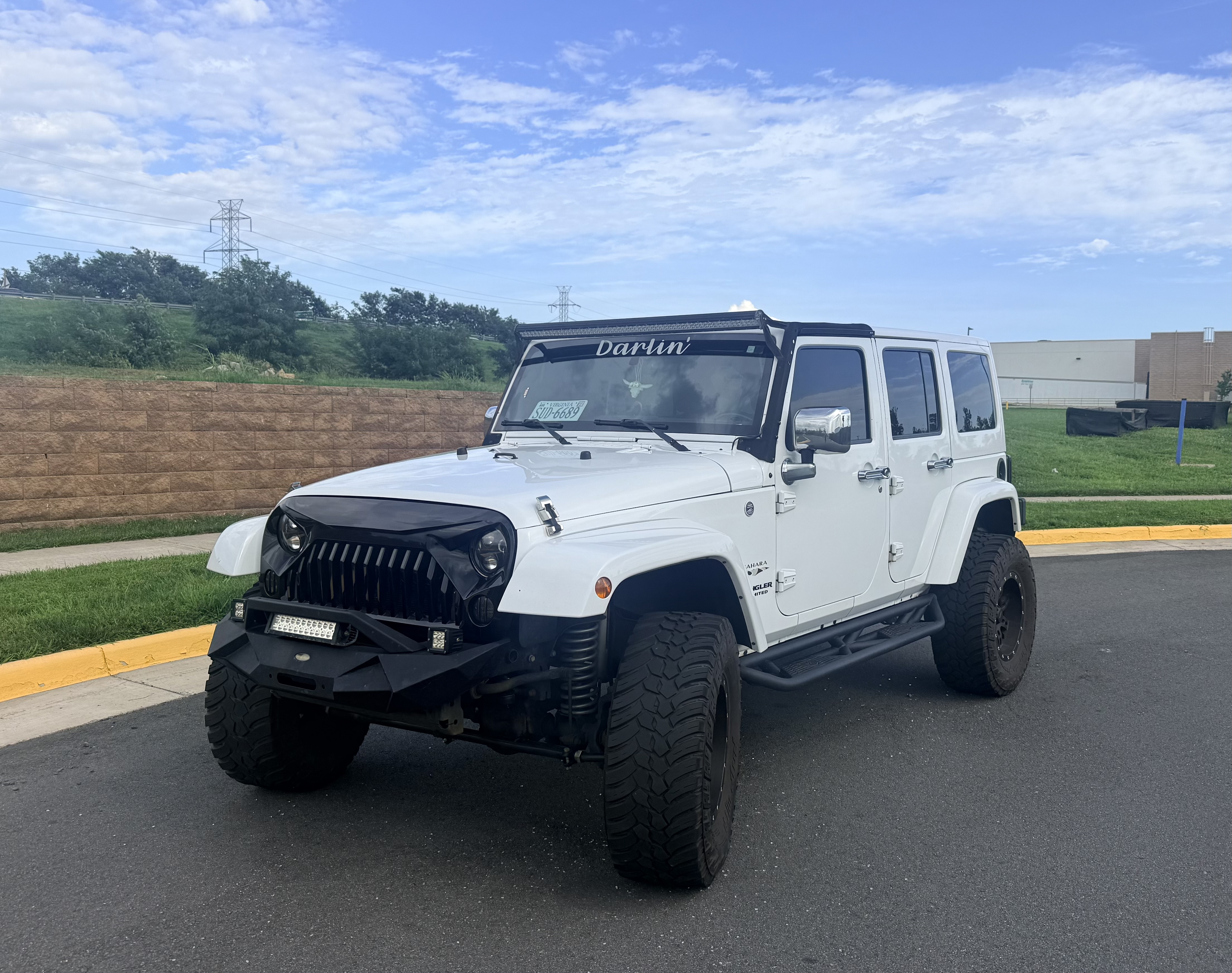 Used 2016 Jeep Wrangler Unlimited Sahara w/ Dual Top Group AWD/4WD image 11