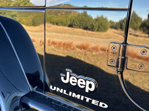 Used 2004 Jeep Wrangler 4WD image 29