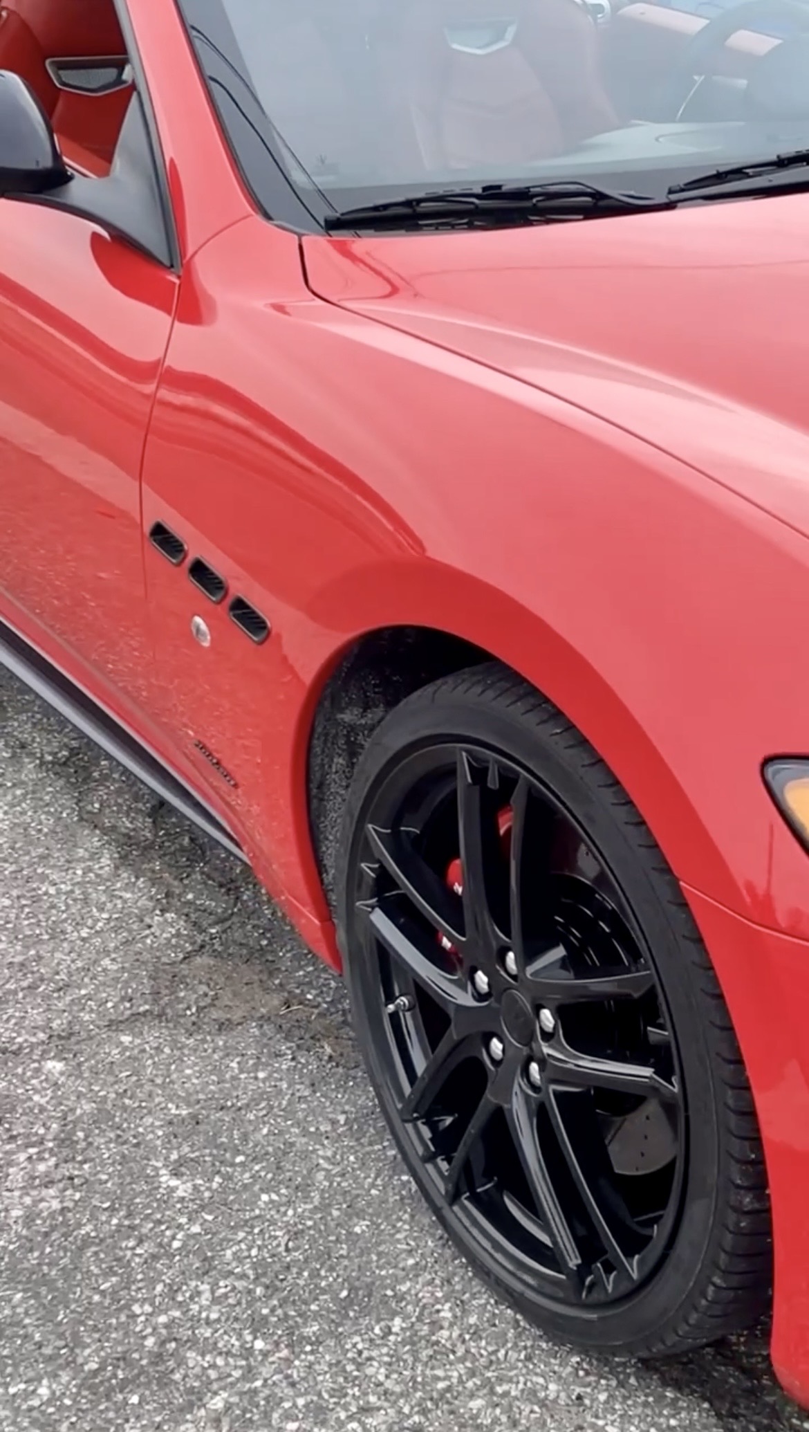 Used 2016 Maserati GranTurismo Sport RWD image 16