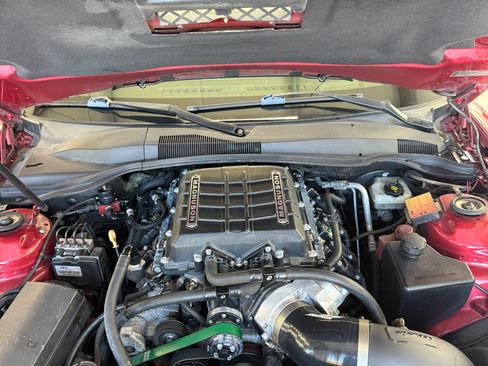 Used 2014 Chevrolet Camaro SS image 11