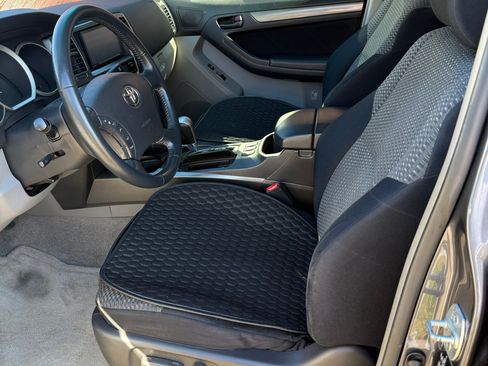 Used 2007 Toyota 4Runner Sport image 12