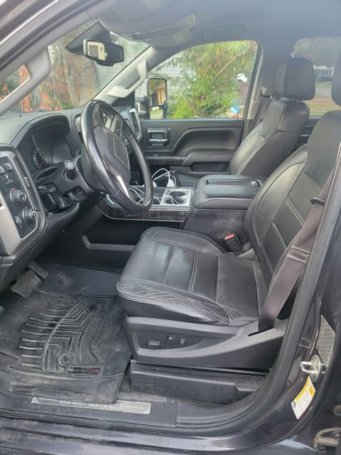 Used 2015 GMC Sierra 3500 Denali w/ Duramax Plus Package AWD/4WD image 14