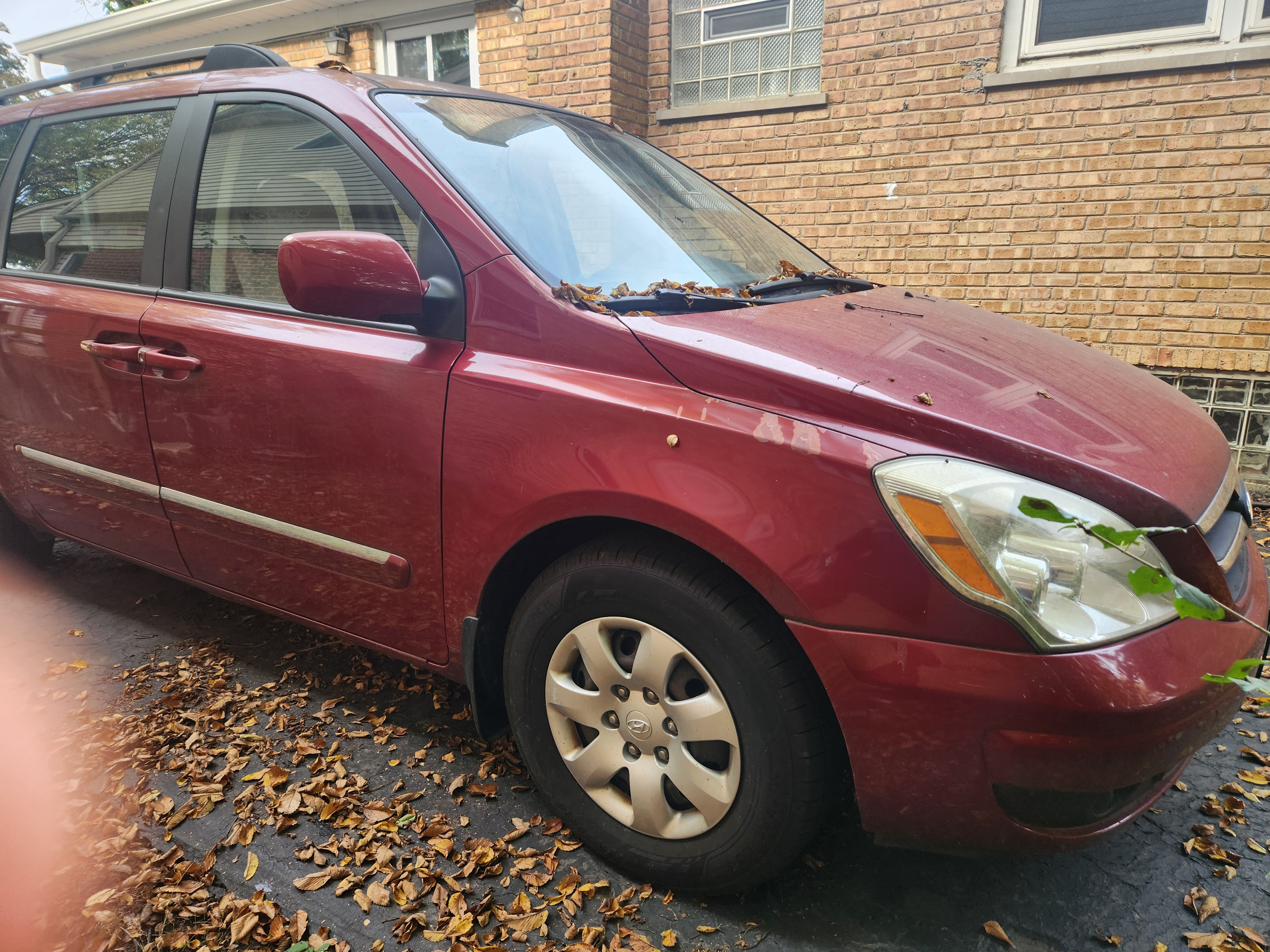 Used 2008 Hyundai Entourage GLS FWD image 13