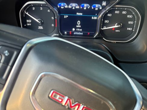 Used 2021 GMC Yukon SLE w/ Max Trailering Package image 17