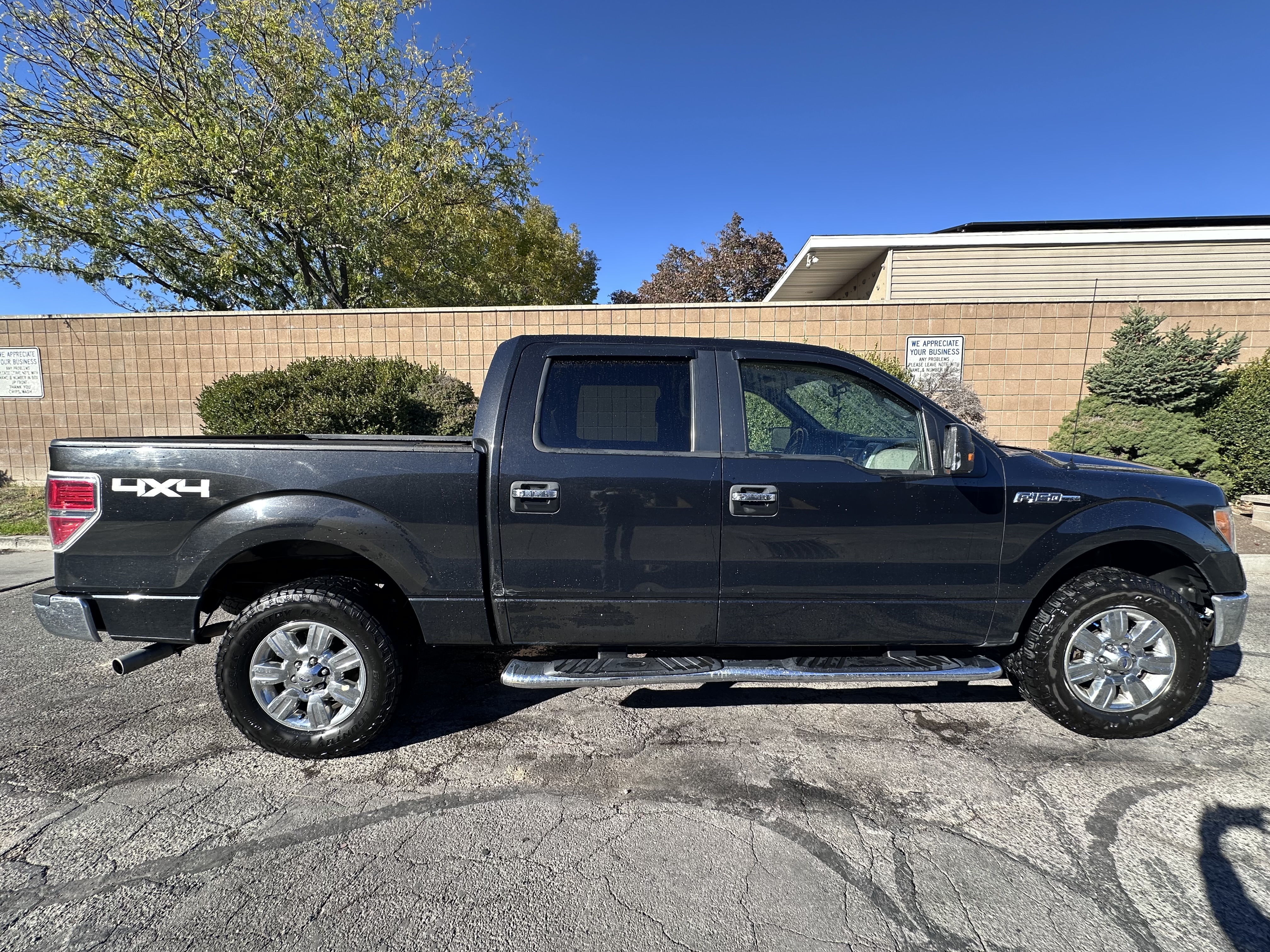 Used 2010 Ford F150 XL AWD/4WD image 1