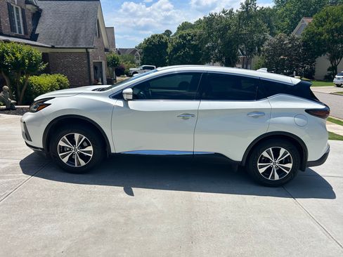 Used 2020 Nissan Murano S w/ Technology Package FWD image 9