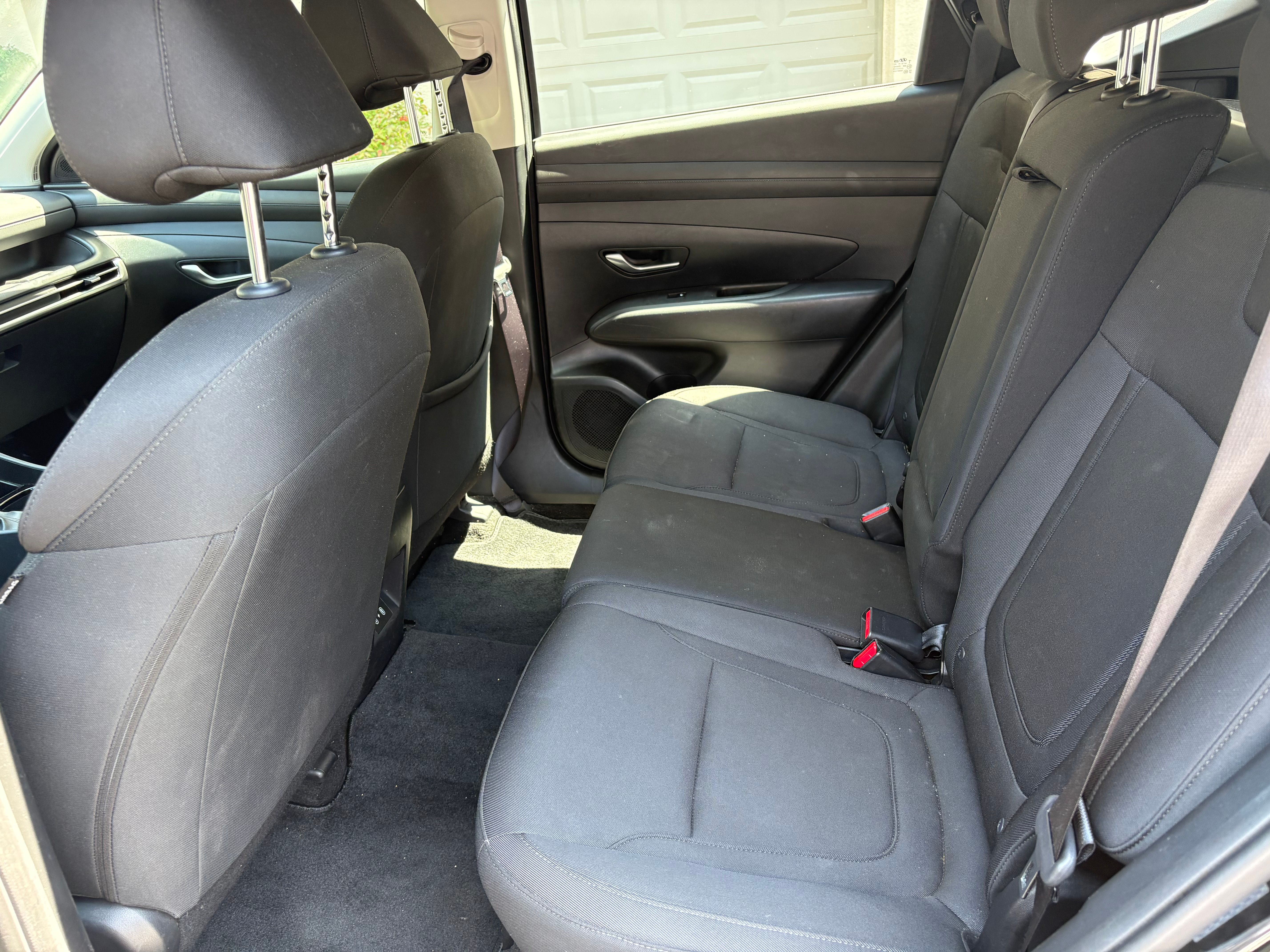 Used 2025 Hyundai Tucson SE FWD image 19
