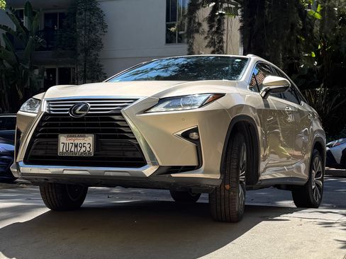Used 2016 Lexus RX 350 AWD w/ Premium Package image 2