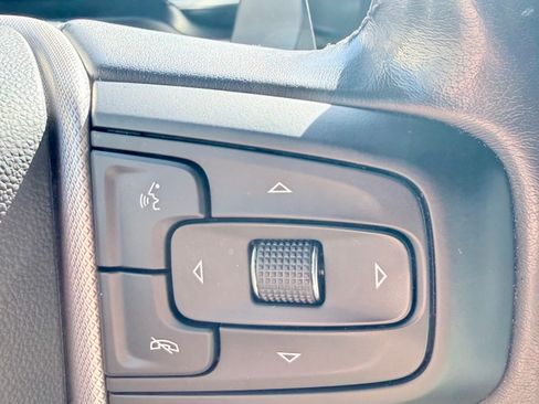 Used 2022 GMC Sierra 1500 Denali w/ Denali Reserve Package image 30