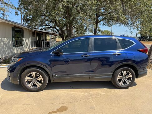 Used 2020 Honda CR-V LX image 2