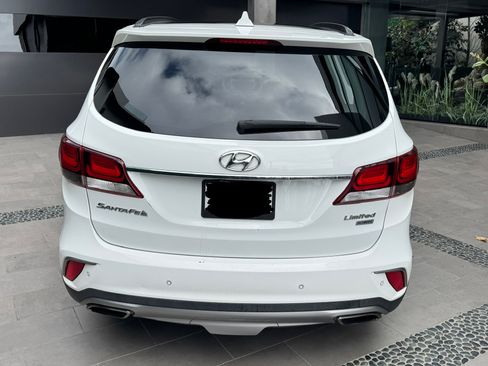 Used 2017 Hyundai Santa Fe Limited FWD image 8