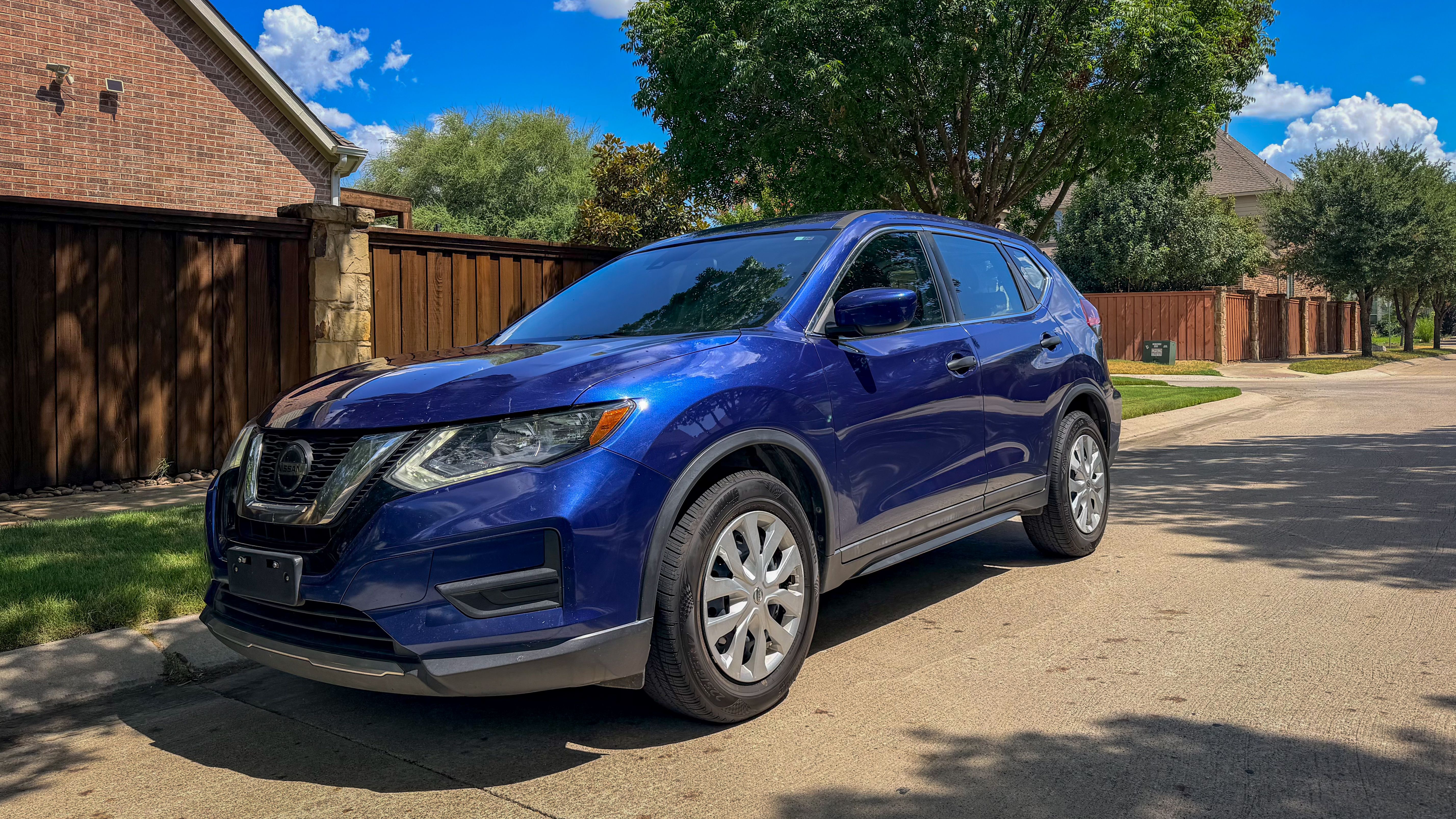 Used 2019 Nissan Rogue S FWD image 12