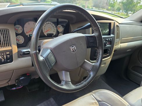 Used 2005 Dodge Ram 3500 Truck SLT RWD image 14