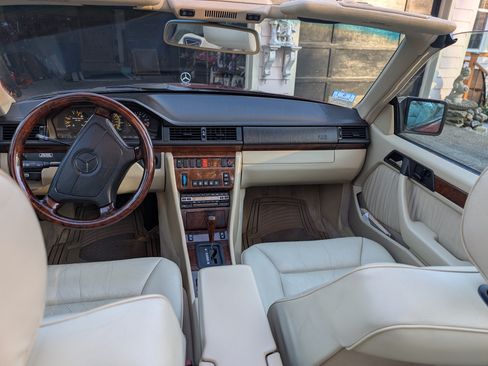 Used 1993 Mercedes-Benz 300 CE Convertible image 11