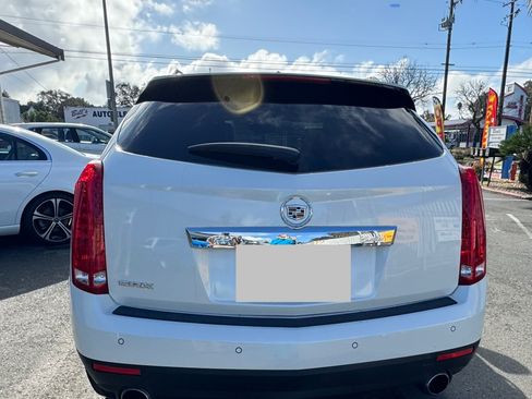 Used 2010 Cadillac SRX Premium image 6