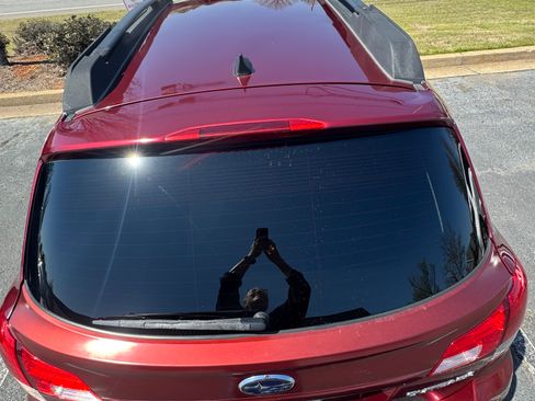 Used 2011 Subaru Outback 2.5i Limited w/ PWR Moonroof Pkg image 8