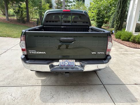 Used 2013 Toyota Tacoma 4x4 Double Cab w/ SR5 Pkg image 17