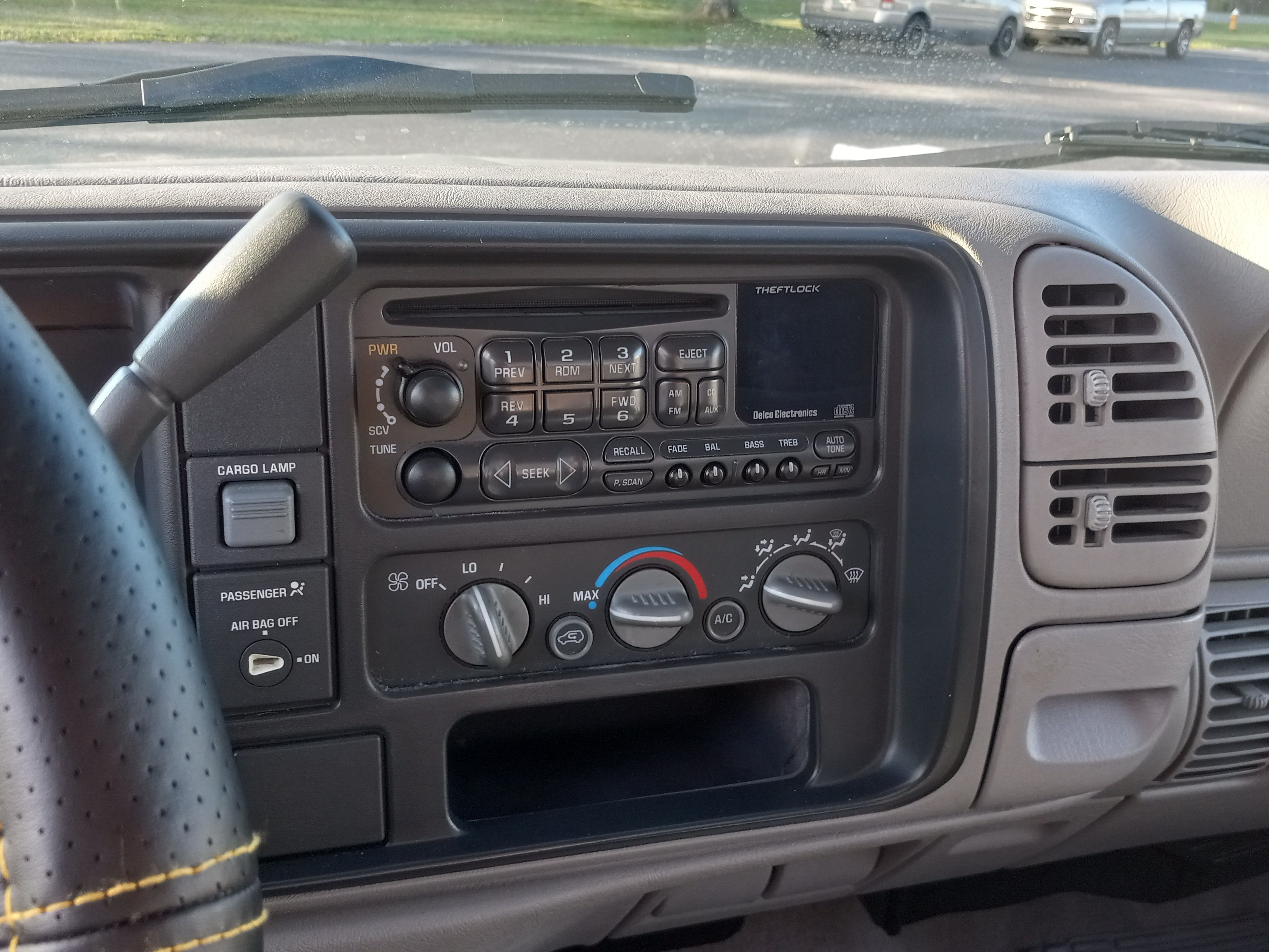 Used 1997 Chevrolet Silverado 1500 2WD Regular Cab image 26