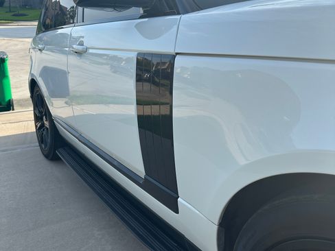 Used 2021 Land Rover Range Rover image 10