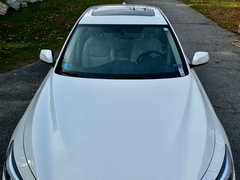 Used 2020 INFINITI Q50 Luxe w/ Essential Package (3.0T Luxe) image 2