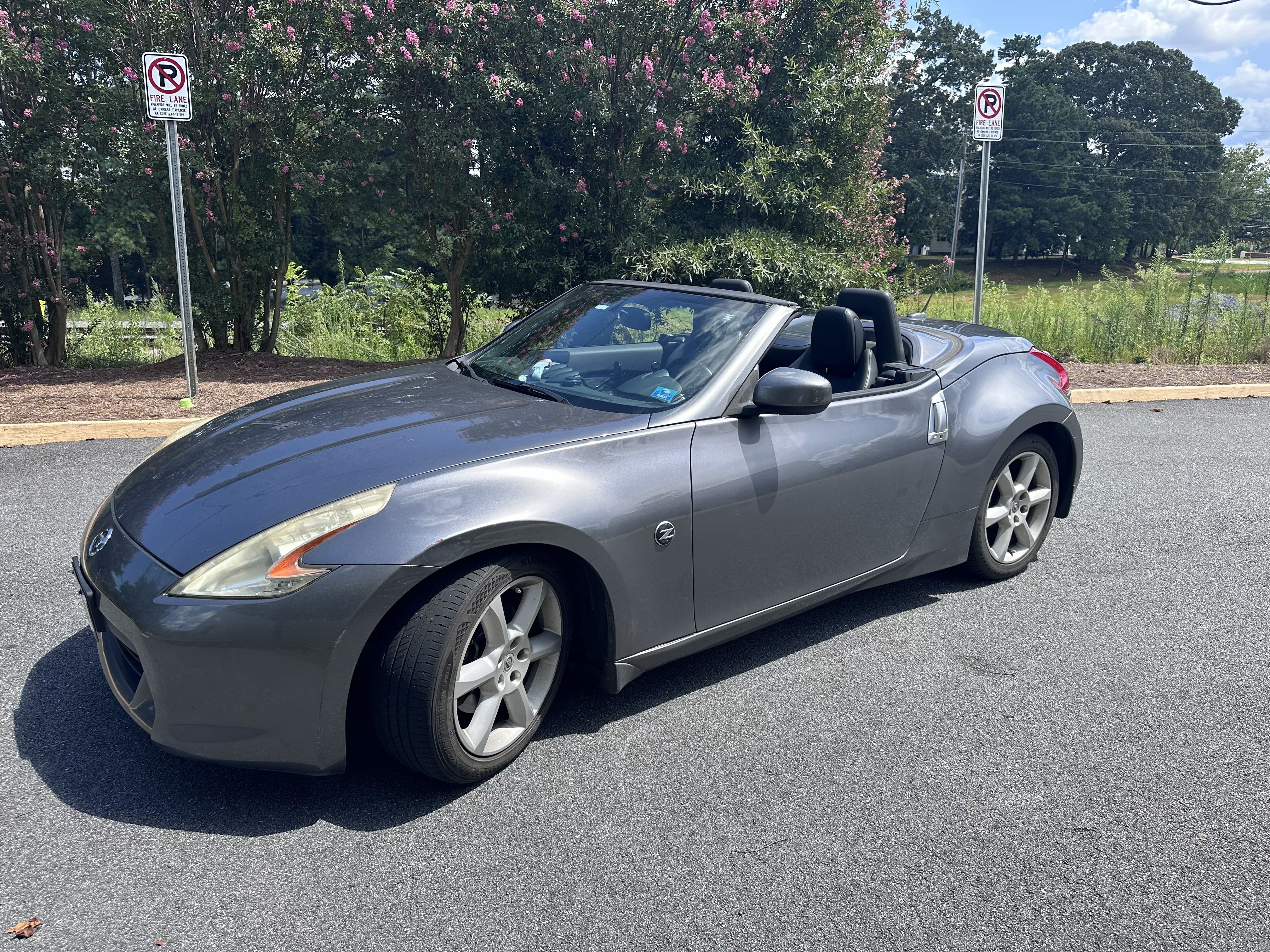Used 2012 Nissan 370Z Touring RWD image 1