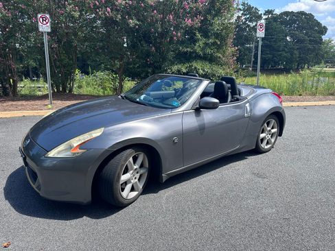 Used 2012 Nissan 370Z Touring RWD image 1
