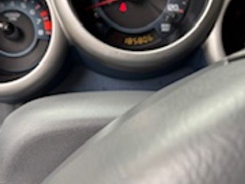 Used 2005 Honda Element LX image 1