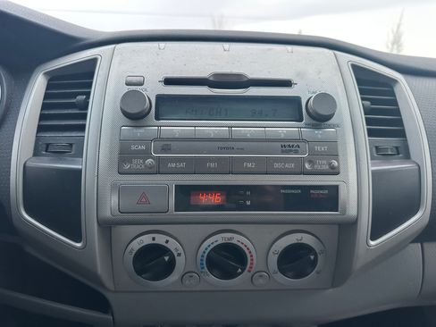 Used 2011 Toyota Tacoma PreRunner image 11