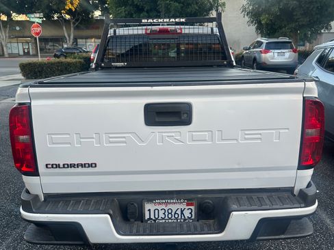 Used 2022 Chevrolet Colorado LT w/ Redline Special Edition image 6