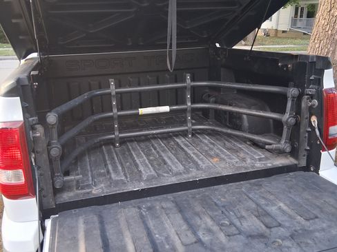 Used 2007 Ford Explorer Sport Trac XLT image 5