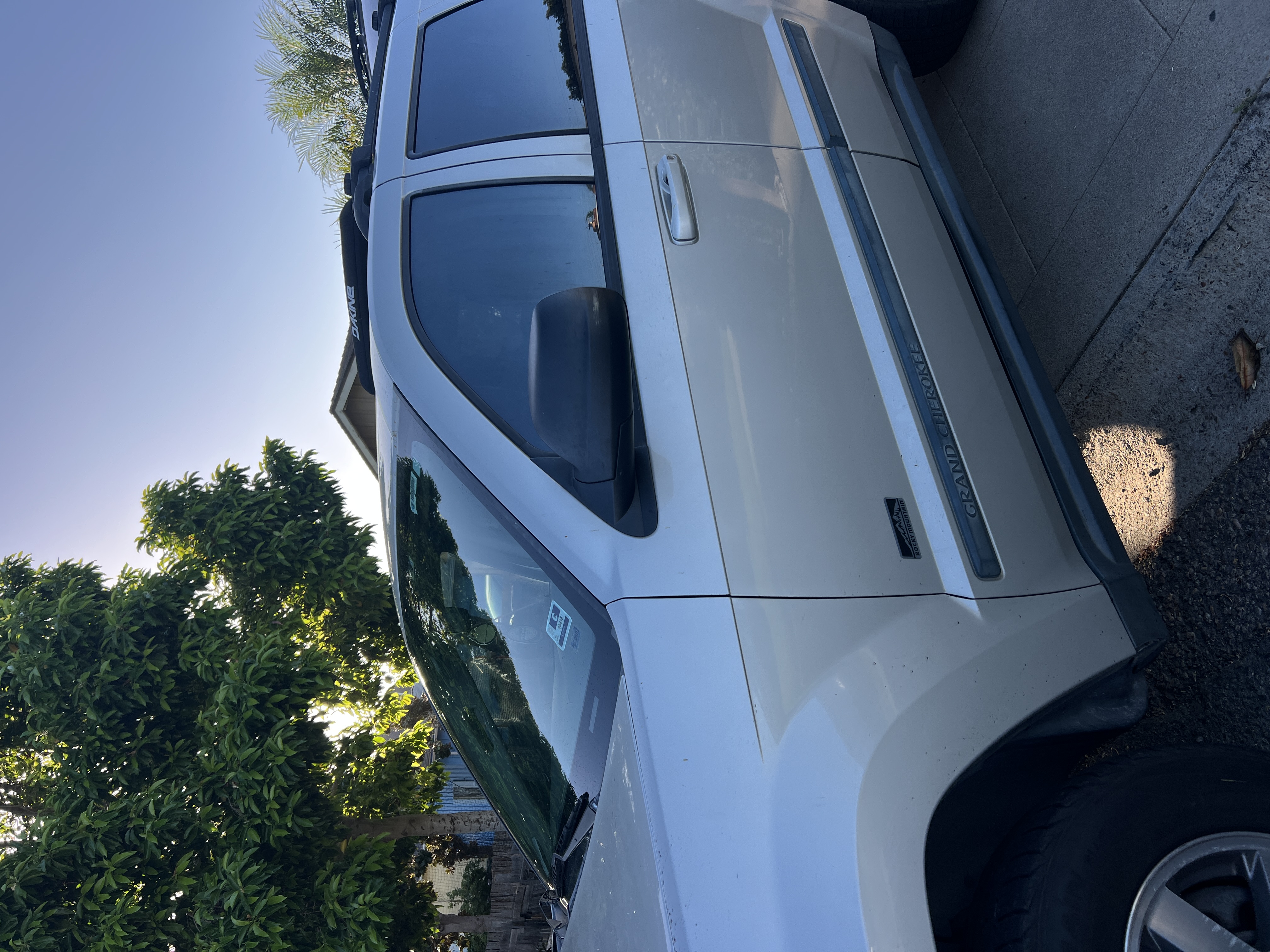 Used 2008 Jeep Grand Cherokee Laredo RWD image 2