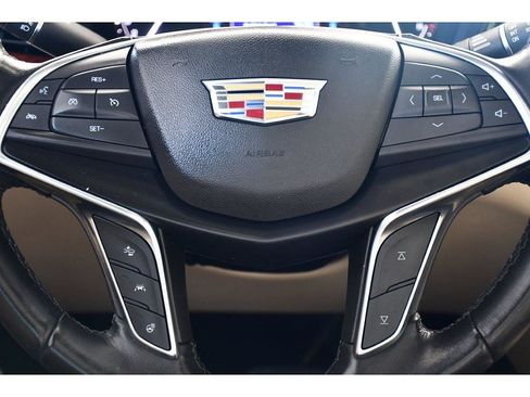Used 2019 Cadillac XT5 Luxury image 9