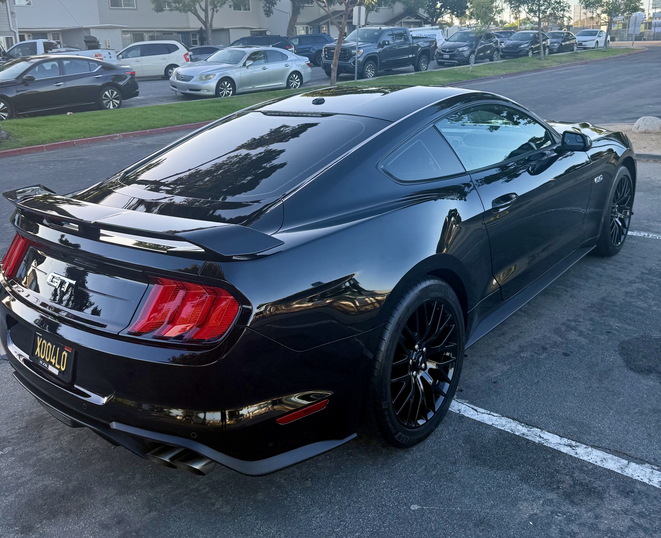 Used 2019 Ford Mustang GT w/ GT Performance Package RWD image 5