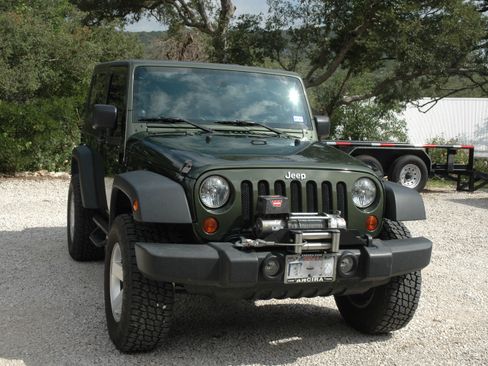 Used 2009 Jeep Wrangler X AWD/4WD image 2