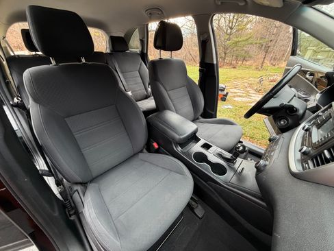 Used 2016 Kia Sorento LX w/ LX Convenience Package image 17