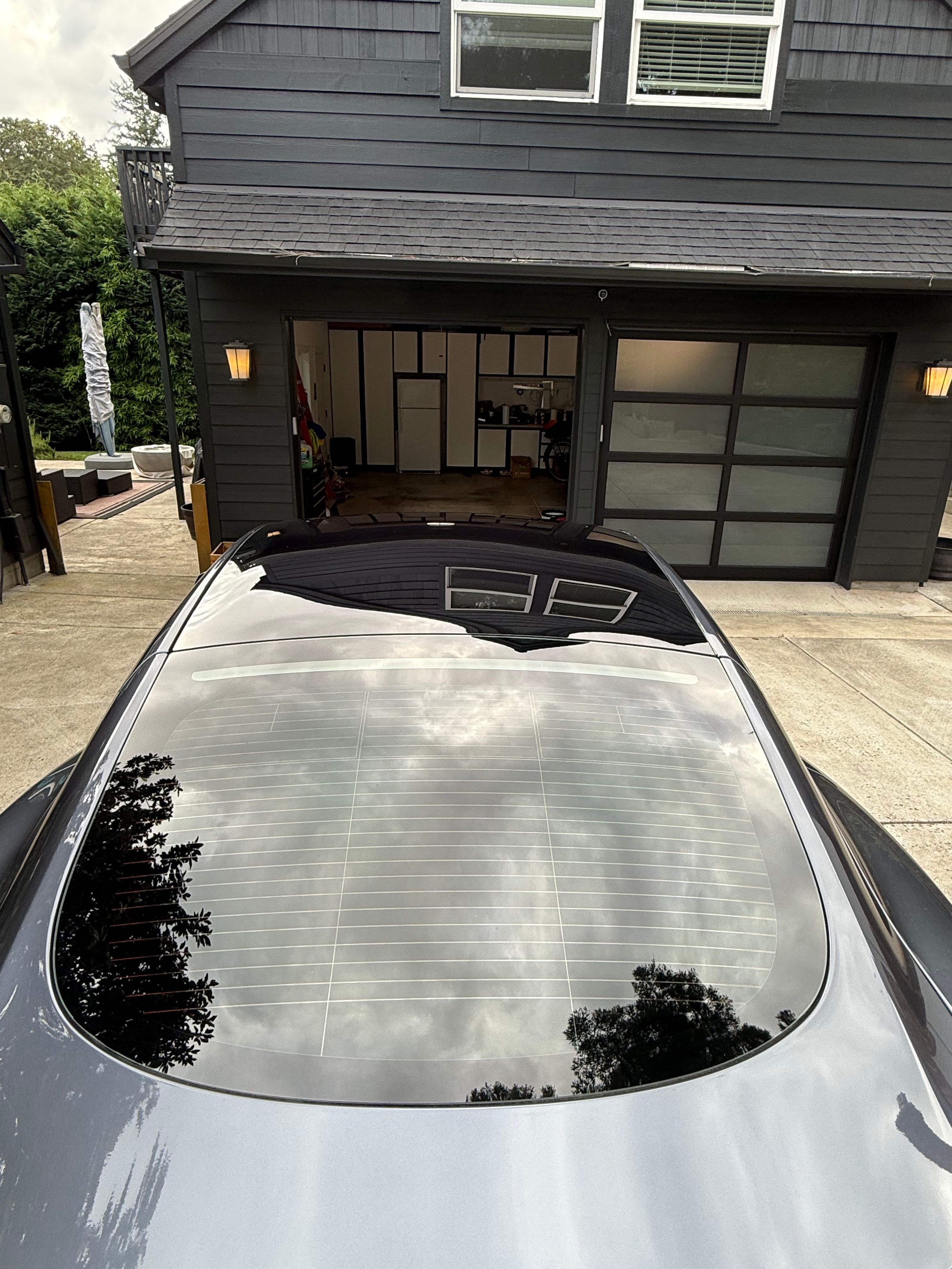 Used 2022 Tesla Model S Standard Range AWD/4WD image 17