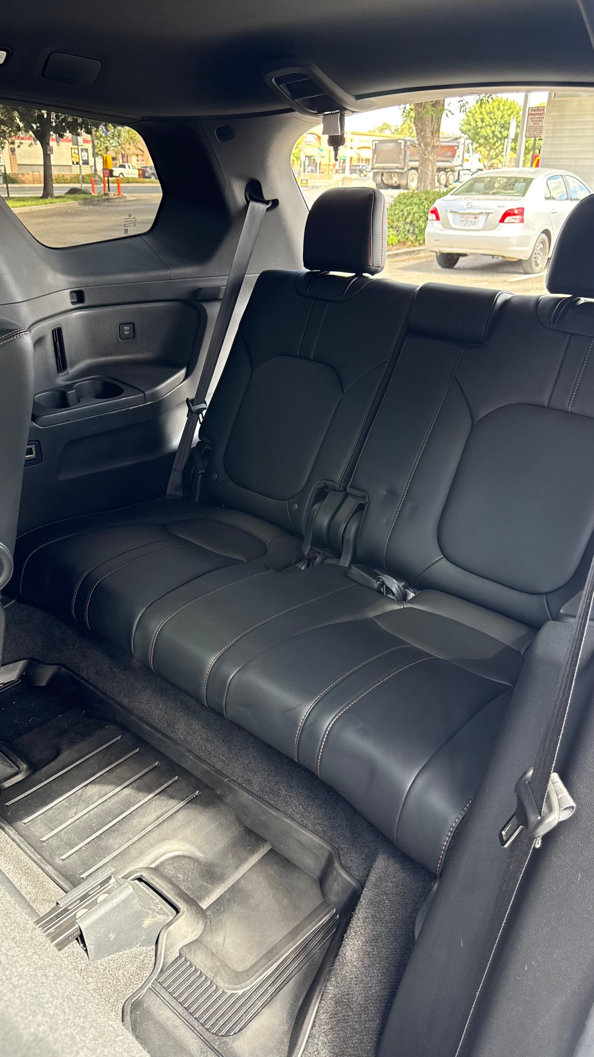 Used 2025 Honda Pilot TrailSport image 24