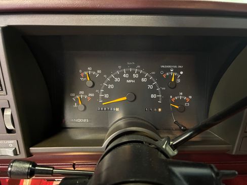 Used 1994 GMC Sierra 1500 2WD Regular Cab image 32