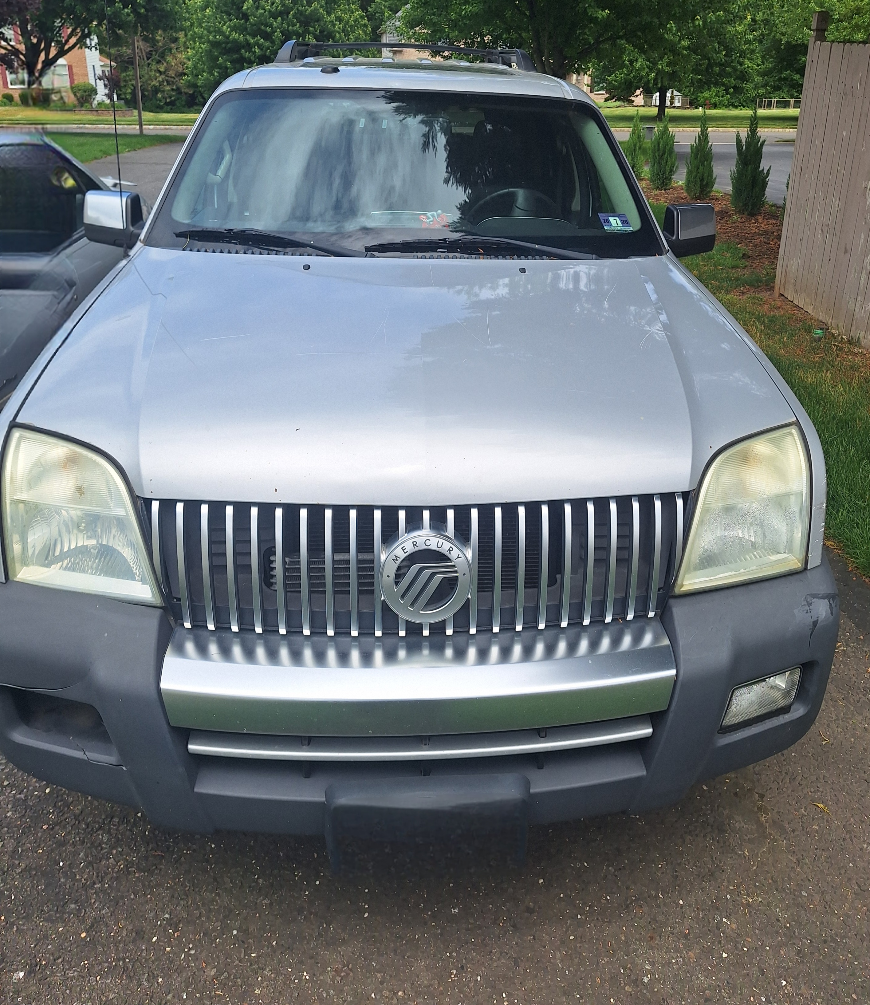 Used 2009 Mercury Mountaineer Premier AWD/4WD image 1