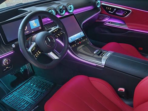 Used 2025 Mercedes-Benz CLE 450 4MATIC Cabriolet image 2