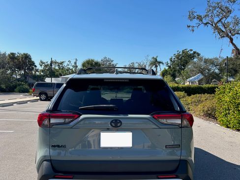 Used 2021 Toyota RAV4 Adventure image 6