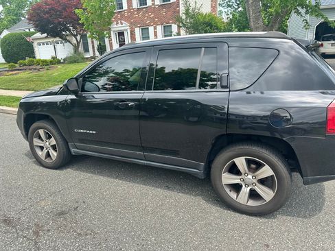 Used 2016 Jeep Compass High Altitude image 5