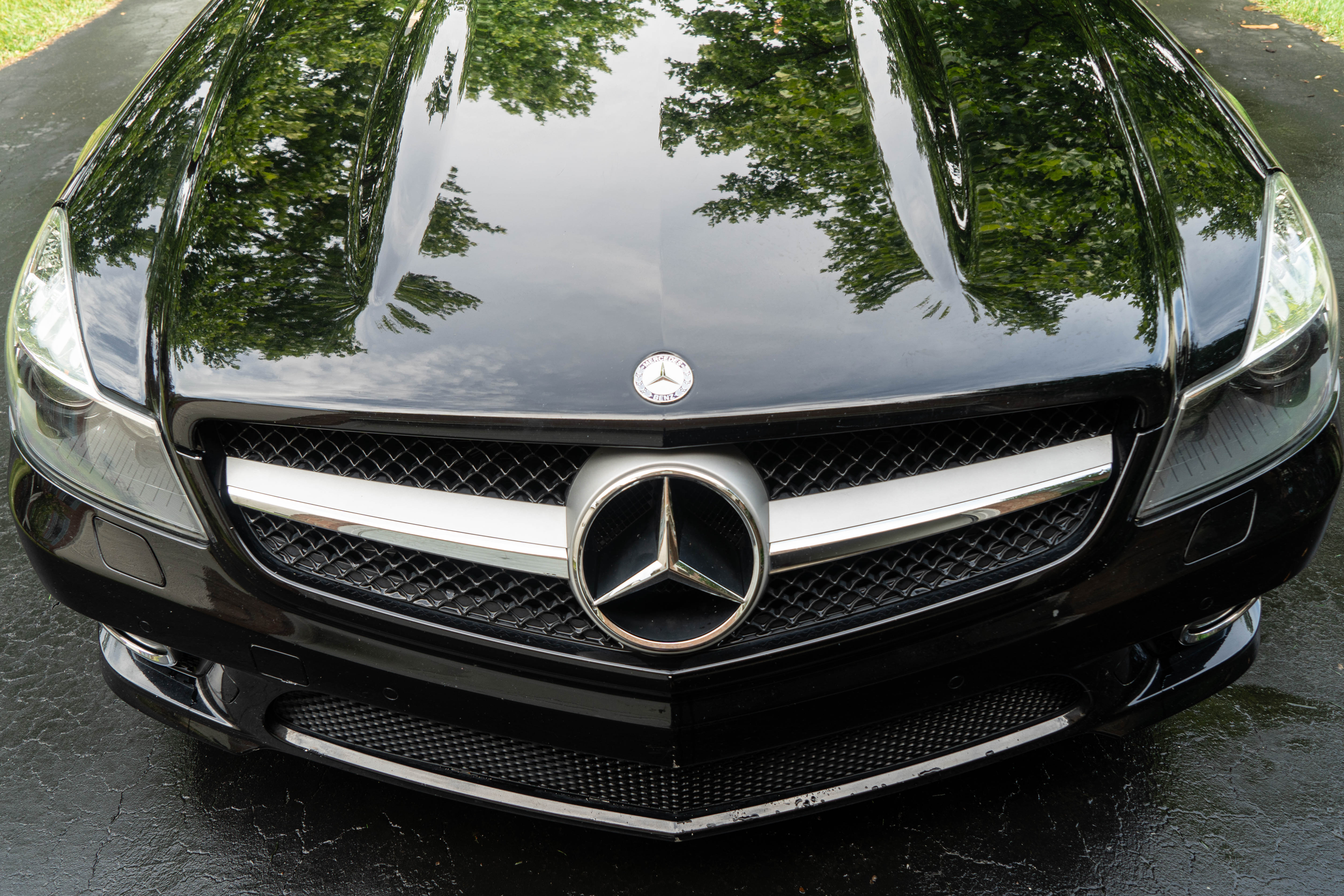 Used 2009 Mercedes-Benz SL 550 image 2