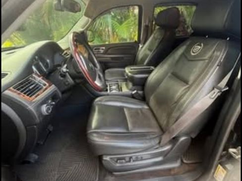 Used 2013 Cadillac Escalade Platinum image 14